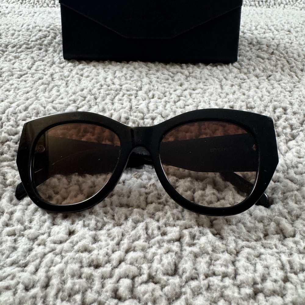 Chico’s Black Sunglasses - Picture 4 of 7